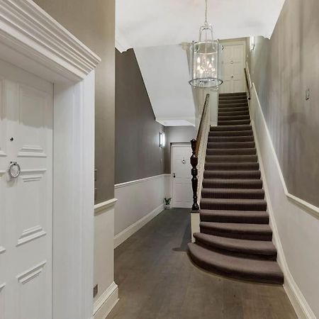 Wonderful Knightsbridge Apartment By Harrods Londra Esterno foto