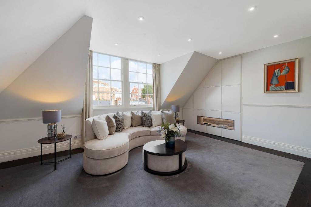 Wonderful Knightsbridge Apartment By Harrods Londra Esterno foto